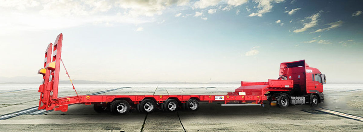 Semi-remorque Porte-engins Moyen Tonnage Surbaissé à 4 Essieux La semi-remorque porte-engins moyen tonnage surbaissé à 4 essieux COMET est consacrée au transport de différents types de matériels